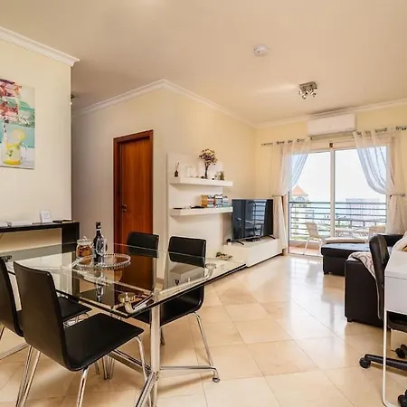 Forum Gardens Apartment